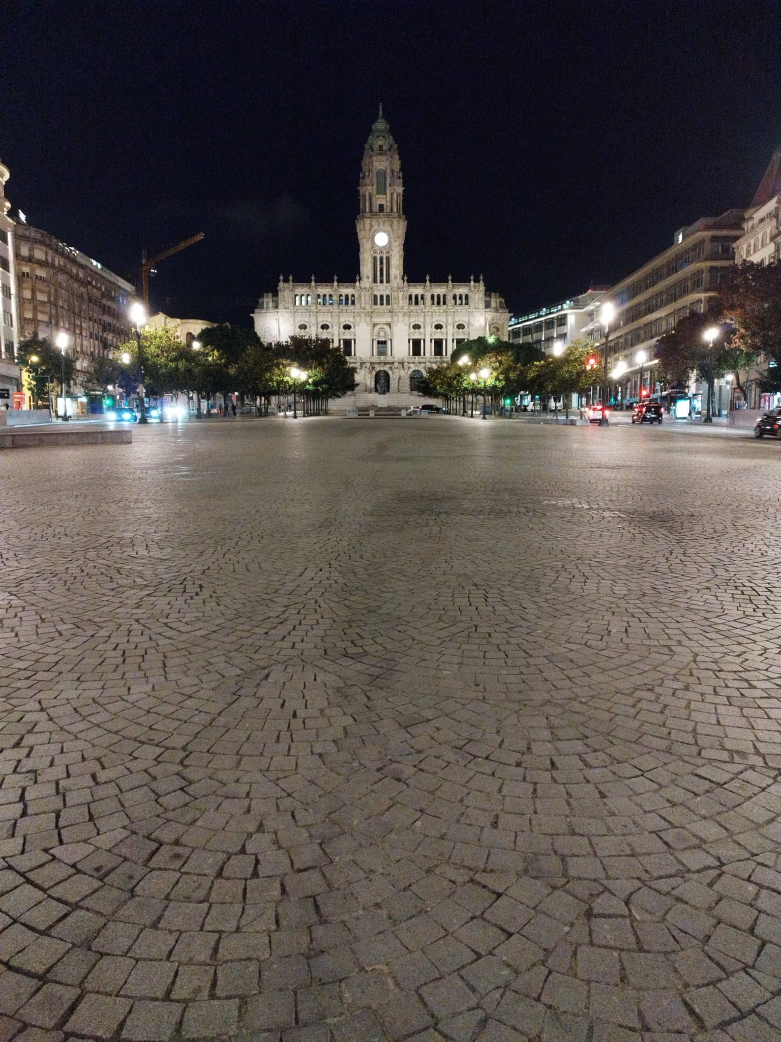 Porto Pub Crawl: Local Bars & Nightlife with Friends 2